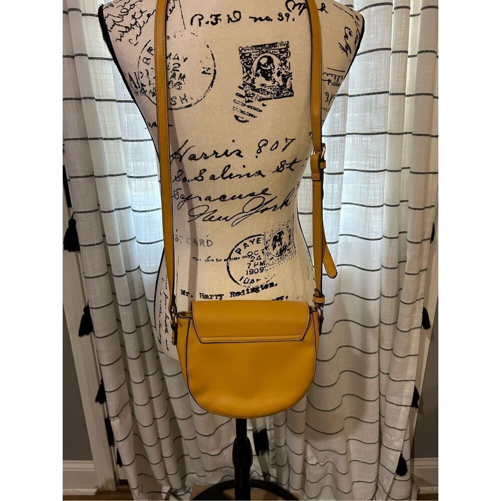 Mustard Yellow Cross Body Purse No Brand - Picture 3 of 4